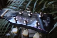 MAYBACH Special Edition for Estudio 54 Lester JR Single Cut P-90+Paf in Pelham Blue HARDCASE, 2, 99 KG