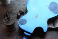 MAYBACH Special Edition for Estudio 54 Lester JR Single Cut P-90+Paf in Pelham Blue HARDCASE, 2, 99 KG