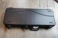 FENDER American Ultra II Stratocaster, Maple Fingerboard, Avalanche, HARDCASE