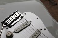 FENDER American Ultra II Stratocaster, Maple Fingerboard, Avalanche, HARDCASE
