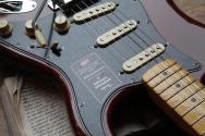 FENDER American Vintage II 1973 Strat, Mocha, Maple Neck, HARDCASE, 3, 72 KG