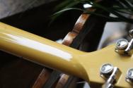 GIBSON "Gary Clark Jr. Signature SG Gloss Yellow Vintage Cherry" HARDCASE, PAPERS, 3, 035 KG
