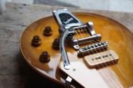 GIBSON Les Paul Standard P90 Honey Burst Limited Edition 1997 with Bigsby, HARDCASE, 4, 48 KG
