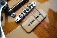 GIBSON Les Paul Standard P90 Honey Burst Limited Edition 1997 with Bigsby, HARDCASE, 4, 48 KG