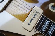 GIBSON Les Paul Standard P90 Honey Burst Limited Edition 1997 with Bigsby, HARDCASE, 4, 48 KG