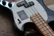 FENDER Player II Mustang Bass PJ, Maple , 3-Color Sunburst, 3, 51 KG