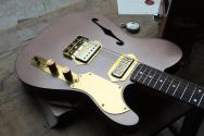 LUNG GUITARS "Custom Series Bronze Metalic" HARDCASE, PAPERS, 3, 41 KG