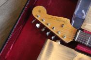 FENDER Limited Edition 1964 L-Series Stratocaster® Heavy Relic®, 3A Rosewood Fingerboard, Aged Sherwood Green Metallic 3.64 Kg