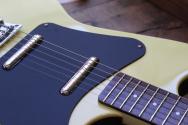 DANELECTRO "67 Dano Yellow and Black"