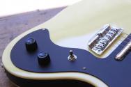 DANELECTRO "67 Dano Yellow and Black"