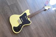DANELECTRO "67 Dano Yellow and Black"