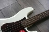 SQUIER Classic Vibe '60s Precision Bass Olympic White, Indian Laurel by FENDER