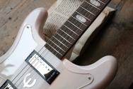 EPIPHONE Crestwood Custom Polaris White, 3, 25 KG