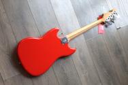 FENDER Player II Bass Mustang PJ, Coral Red, 3, 51 KG
