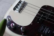 FENDER Vintera II 60s Precision Bass Olympic White, 4, 00 KG