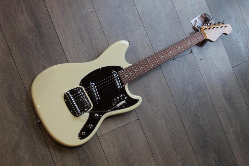 VINTAGE Revo Series Colt SS Twin Vintage White, 3,68 KG