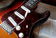 FENDER John Mayer Stratocaster (2005-2014), 3, 64 KG