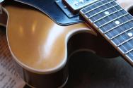 MAYBACH Capitol ’59 Bouillon Gold HARDCASE & PAPERS, LIMITED COLOR