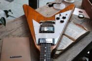 MAYBACH "Jetwing Korina Vintage Honey Left Handed with Hardcase and Papers, 3, 2 KG