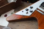 MAYBACH "Jetwing Korina Vintage Honey Left Handed with Hardcase and Papers, 3, 2 KG