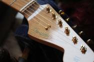 FENDER Limited Edition Vintera II '50s Stratocaster, Roasted Maple Fingerboard, White Blonde, 3, 48 KG