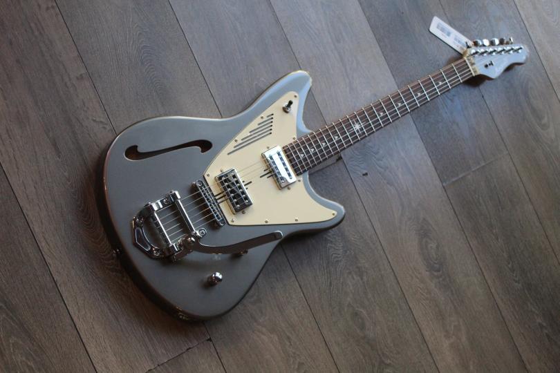 MAGNETO Starlux SL-4300 Sunset Gold, GIGBAG, 3, 92 KG