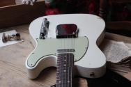FENDER Custom Shop Limited 60 Tele, Relic Aged Olympic White, HARDCASE, 3, 38 KG