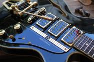 DUESENBERG "Starplayer TV Custom Black, Hardcase and Papers"