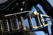 DUESENBERG "Starplayer TV Custom Black, Hardcase and Papers"