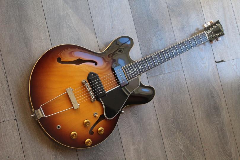 GIBSON "Custom Shop VOS 1959 ES-330 Reissue 2013 Vintage Burst" HARDCASE/ PAPERS