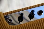 FENDER Pro Junior IV 15-Watt 1x10" Guitar Combo Lacquered Tweed