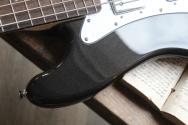 SQUIER Paranormal Rascal Bass HH, Metallic Black