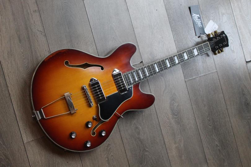 EASTMAN "Limited Chrome Pickups T-64- V-T Gold Burst" HARDCASE, 2, 51 KG