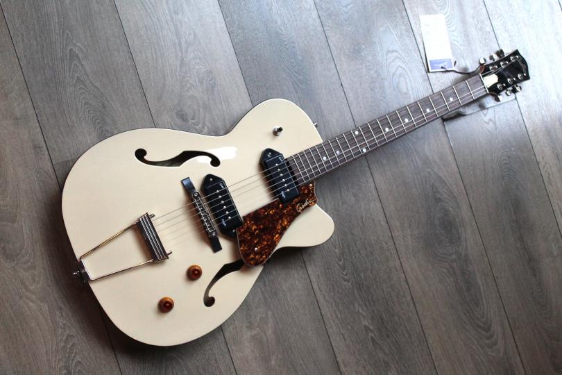 GODIN "5th Ave TL Kingpin P90 Trans Cream HG" GODIN GIGBAG