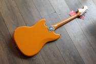 FENDER "Mustang Vintera II '70s Competition Orange" GIGBAG