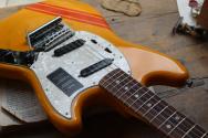 FENDER "Mustang Vintera II '70s Competition Orange" GIGBAG