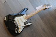 Fender "Player II Stratocaster, Maple Fingerboard, Black" 3, 33 KG
