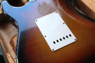 FENDER Custom Shop Limited 1964 L-Series Stratocaster Heavy Relic, 3A Rosewood Fingerboard, 3 Tone Sunburst.HARDCASE, 3, 62 KG