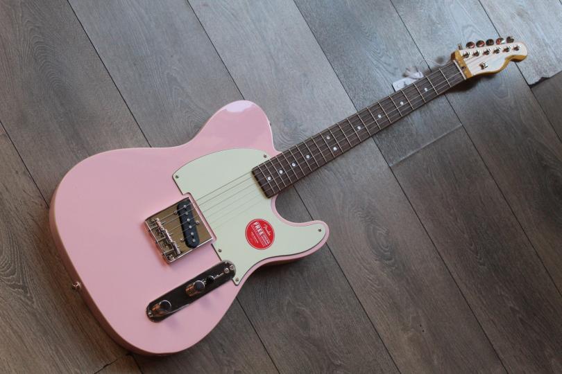 SQUIER Esquire Shell Pink , 3, 56 KG