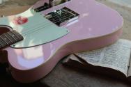 SQUIER Esquire Shell Pink , 3, 56 KG