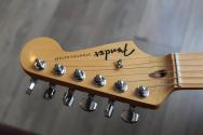 FENDER Standard Stratocaster, Olympic White 3, 82 KG