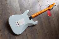 FENDER American Vintage II 1965 Stratocaster, Round-Lam Rosewood Fingerboard, Sonic Blue, HARDCASE, 3, 69 KG
