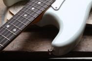 FENDER American Vintage II 1965 Stratocaster, Round-Lam Rosewood Fingerboard, Sonic Blue, HARDCASE, 3, 69 KG