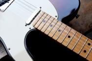 Fender American Standard Telecaster, Maple Fingerboard, 3-Color Sunburst, HARDCASE, 3, 84 KG