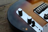 FENDER Standard Telecaster , Laurel, 3 Tone Sunburst, 3, 49 KG