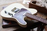 FENDER American Professional II Telecaster with Rosewood Fretboard, Olympic White, HARDCASE, 3, 81 KG