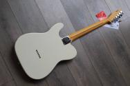 FENDER American Professional II Telecaster with Rosewood Fretboard, Olympic White, HARDCASE, 3, 81 KG