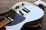 FENDER NEW MODEL Player II Modified Telecaster® SH, Maple Fingerboard, Olympic Pearl, GIGBAG, 3, 80 KG