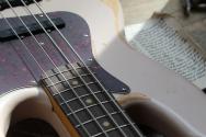 FENDER "Flea Jazz Bass"