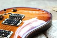 PRS Custom 24 Quilt 10 Original of year 2011 with her papers and hardcase, 3, 4 KG